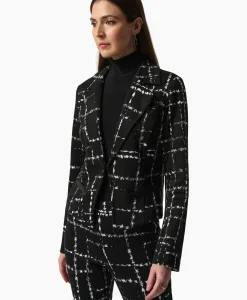 Joseph Ribkoff Jasje 233218 Zwart Dessin*Dames Blazers