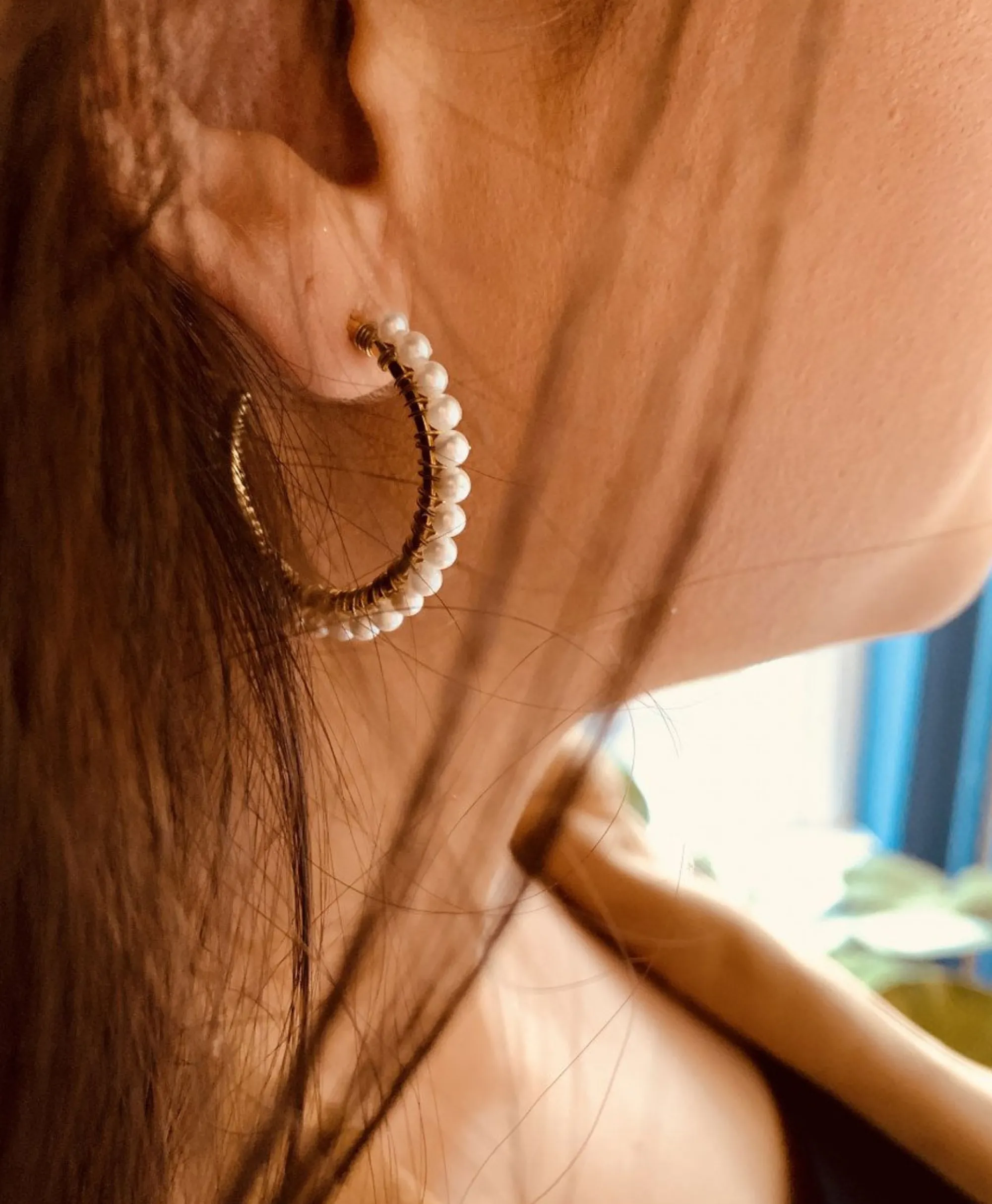 Lott. Gioielli Oorbellen Cl Hoop With Pear Off White*Dames Sieraden